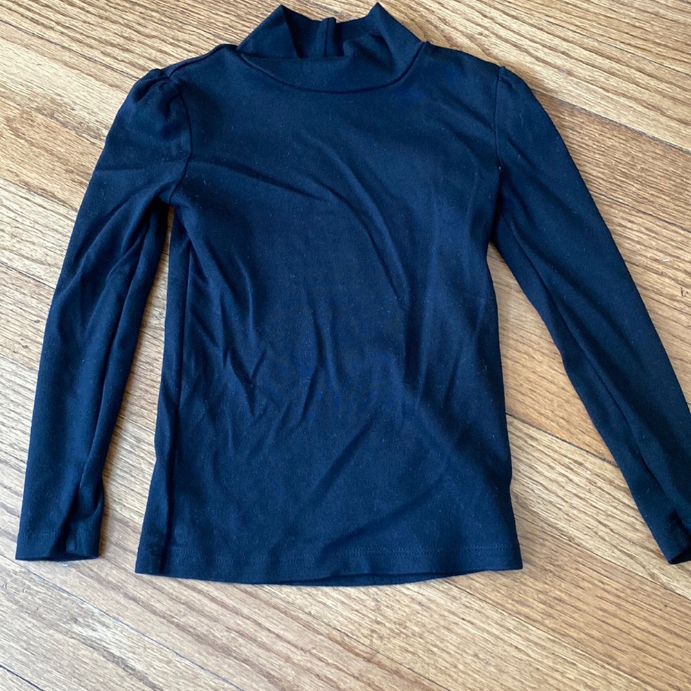 Moc neck top